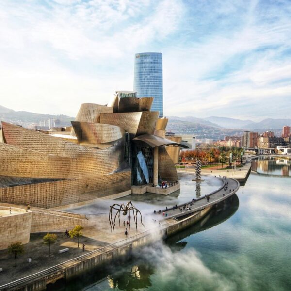 Museo Guggenheim a Bilbao, Spagna