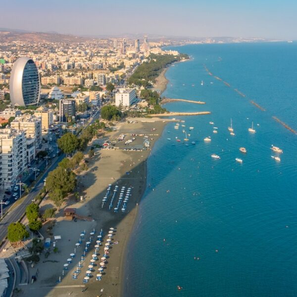 Lungomare sul Mediterraneo a Limassol, Cipro