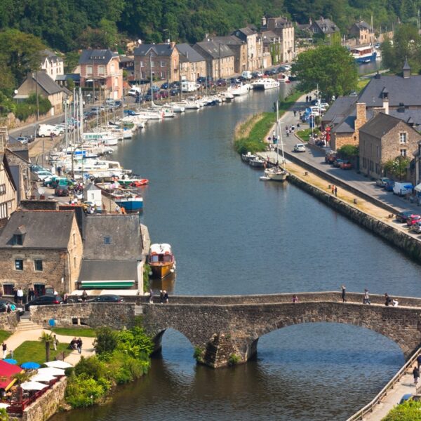 Villaggio di pescatori a Dinan, Bretagna, Francia