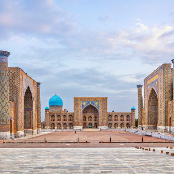 Piazza Registan a Samarcanda, Uzbekistan